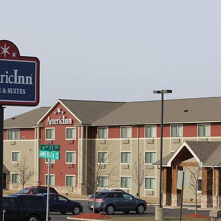 Americinn By Wyndham Cedar Rapids Airport Ngoại thất bức ảnh